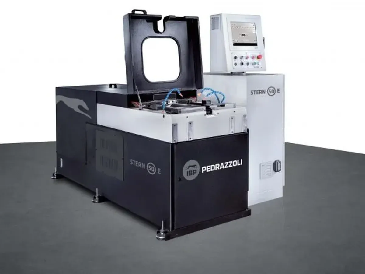 Stern Brown 50 — cnc-styrd